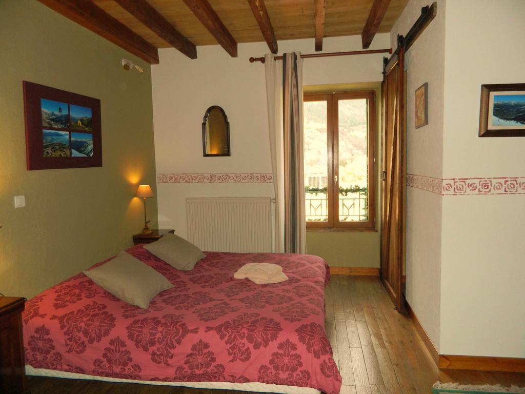 Chambre D'Hotes La Mexicaine Jausiers Ruang foto
